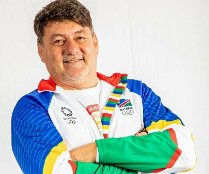 Henk-Botha-Copy.jpeg